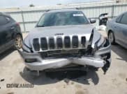 ✅ 2018 Jeep Cherokee Latitude • VIN: 1C4PJLCX4JD553377 • Лот: 58053145. Опубликован ранее на Copart с пробегом 274 319 миль. Бесплатный доступ к архиву аукционных продаж из США и подробный отчёт об истории автомобиля на DreamBid. Изображение 5.