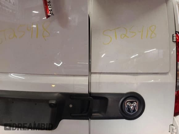 ✅ 2022 Ram ProMaster City Cargo Tradesman • VIN: ZFBHRFAB3N6Y37313 • Lot: 42194321. Listed on IAAI with 21 mi. Free auction sales archive from the USA and detailed vehicle history report at DreamBid. Image 1.