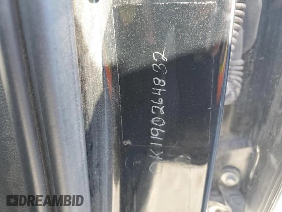 ✅ 2020 GMC Sierra 1500 • VIN: 0K1190264832 • Лот: 70651164. Опубликован ранее на Copart с пробегом 108 050 миль. Бесплатный доступ к архиву аукционных продаж из США и подробный отчёт об истории автомобиля на DreamBid. Изображение 12.