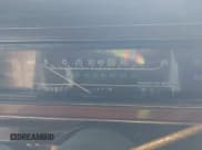 ✅ 1986 Ford Crown Victoria • VIN: 2FABP43F8GX203439 • Lot: 42902863. Wystawiony na IAAI z przebiegiem 1 642 mil. Bezpłatny archiwum sprzedaży aukcyjnych z USA i szczegółowy raport historii pojazdu na DreamBid. Zdjęcie 7.