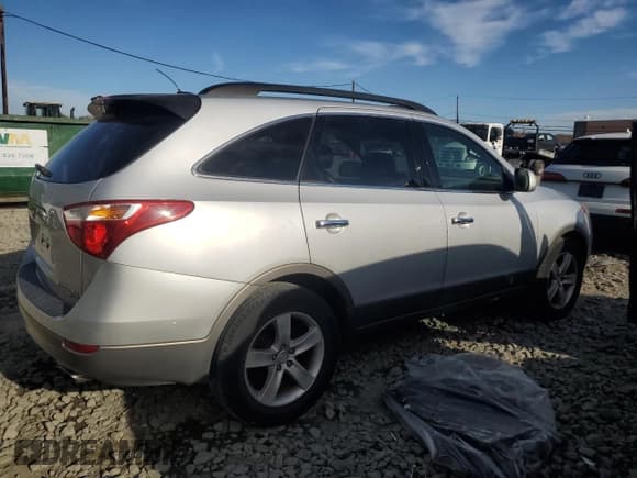 ✅ 2008 Hyundai Veracruz GLS • VIN: KM8NU13C58U057493 • Lot: 91486975. Listed on Copart with 173,505 mi. Free auction sales archive from the USA and detailed vehicle history report at DreamBid. Image 3.