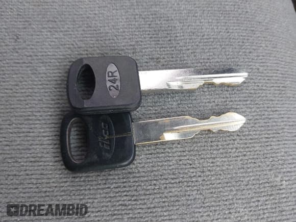 ✅ 1999 Ford F-250 XL • VIN: 1FTNX21L1XED96507 • Lot: 41614080. Listed on IAAI with 182,627 mi. Free auction sales archive from the USA and detailed vehicle history report at DreamBid. Image 11.