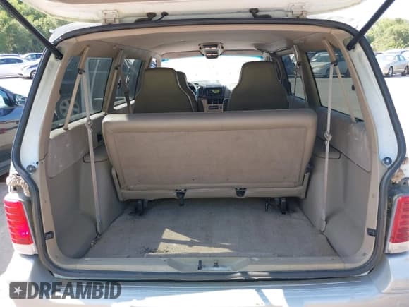 ✅ 1995 Plymouth Grand Voyager • VIN: 1P4GH44R6SX636676 • Lot: 42896496. Wystawiony na IAAI z przebiegiem 97 474 mil. Bezpłatny archiwum sprzedaży aukcyjnych z USA i szczegółowy raport historii pojazdu na DreamBid. Zdjęcie 13.