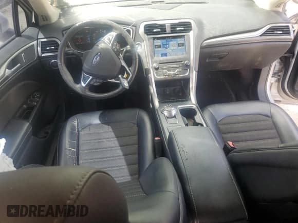 ✅ 2017 Ford Fusion SE • VIN: 3FA6P0H76HR184188 • Lot: 60719075. Listed on Copart with 105,377 mi. Free auction sales archive from the USA and detailed vehicle history report at DreamBid. Image 8.