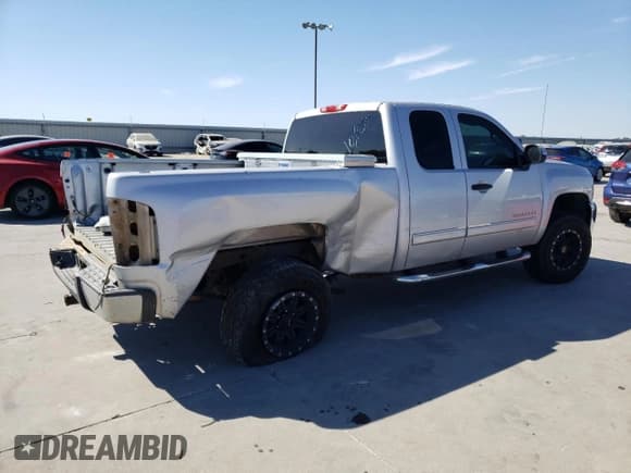 ✅ 2013 Chevrolet Silverado 1500 LT • VIN: 1GCRCSE04DZ269431 • Lot: 76781814. Listed on Copart with 215,403 mi. Free auction sales archive from the USA and detailed vehicle history report at DreamBid. Image 3.