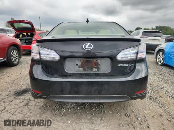 ✅ 2011 Lexus HS 250h • VIN: JTHBB1BA6B2043827 • Lot: 71494285. Listed on Copart with 80,412 mi. Free auction sales archive from the USA and detailed vehicle history report at DreamBid. Image 6.