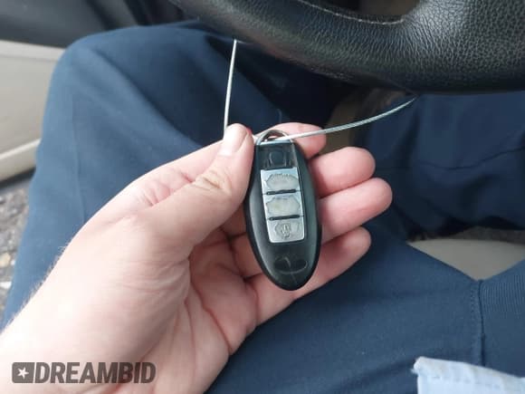 ✅ 2009 Infiniti G37 • VIN: JNKCV64E49M601987 • Лот: 42012422. Опубликован ранее на IAAI с пробегом 233 821 миль. Бесплатный доступ к архиву аукционных продаж из США и подробный отчёт об истории автомобиля на DreamBid. Изображение 11.