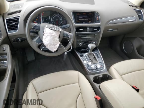 ✅ 2017 Audi Q5 Premium Plus • VIN: WA1L2AFP6HA030329 • Lot: 56880405. Wystawiony na Copart z przebiegiem 45 337 mil. Bezpłatny archiwum sprzedaży aukcyjnych z USA i szczegółowy raport historii pojazdu na DreamBid. Zdjęcie 8.