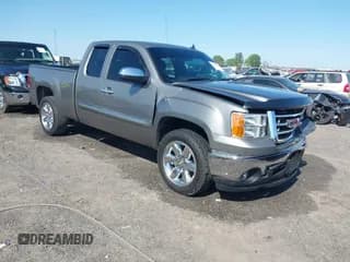 ✅ 2013 GMC Sierra 1500 SLE • VIN: 1GTR1VE00DZ358808 • Лот: 41984176. Опубликован ранее на IAAI с пробегом 147 223 миль. Бесплатный доступ к архиву аукционных продаж из США и подробный отчёт об истории автомобиля на DreamBid. Изображение 1.