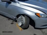 ✅ 2016 Ford Fusion S Hybrid • VIN: 3FA6P0UU5GR342983 • Лот: 42302440. Опубликован ранее на IAAI с пробегом 141 830 миль. Бесплатный доступ к архиву аукционных продаж из США и подробный отчёт об истории автомобиля на DreamBid. Изображение 6.