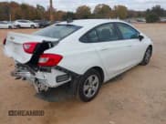 ✅ 2018 Chevrolet Cruze LS • VIN: 1G1BC5SM8J7149528 • Лот: 43655313. Опубликован ранее на IAAI с пробегом 114 017 миль. Бесплатный доступ к архиву аукционных продаж из США и подробный отчёт об истории автомобиля на DreamBid. Изображение 4.