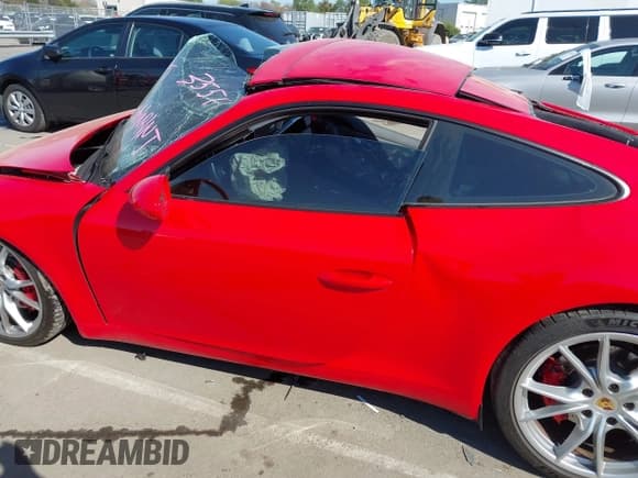 ✅ 2018 Porsche 911 Carrera S • VIN: WP0AB2A97JS123551 • Lot: 41903716. Listed on IAAI with Not provided. Free auction sales archive from the USA and detailed vehicle history report at DreamBid. Image 14.