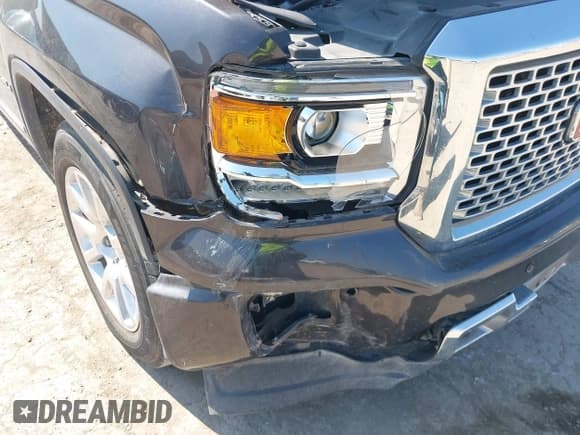 ✅ 2015 GMC Sierra 1500 Denali • VIN: 3GTU2WEJ3FG199436 • Lot: 43158752. Listed on IAAI with 109,949 mi. Free auction sales archive from the USA and detailed vehicle history report at DreamBid. Image 6.