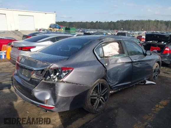 ✅ 2016 Honda Accord Sport • VIN: 1HGCR2F52GA161036 • Lot: 41838863. Wystawiony na IAAI z przebiegiem 331 244 mil. Bezpłatny archiwum sprzedaży aukcyjnych z USA i szczegółowy raport historii pojazdu na DreamBid. Zdjęcie 4.