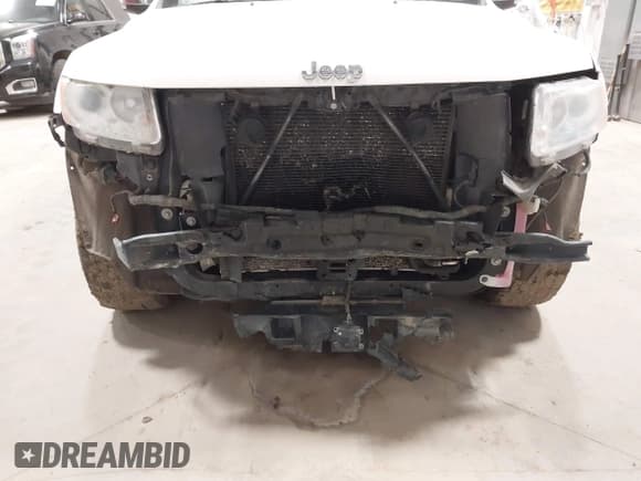 ✅ 2012 Jeep Grand Cherokee Limited • VIN: 1C4RJFBT8CC125734 • Лот: 43406820. Опубликован ранее на IAAI с пробегом 154 281 миль. Бесплатный доступ к архиву аукционных продаж из США и подробный отчёт об истории автомобиля на DreamBid. Изображение 6.