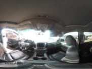 ✅ 2016 Chevrolet Suburban LT • VIN: 1GNSKHKC9GR317622 • Lot: 43579400. Wystawiony na IAAI z przebiegiem 92 808 mil. Bezpłatny archiwum sprzedaży aukcyjnych z USA i szczegółowy raport historii pojazdu na DreamBid. Zdjęcie 19.