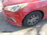 2016 Hyundai Sonata 2.4L z VIN 5NPE24AF6GH411832, wystawiony jako IAAI lot #41918113 z przebiegiem 195 783 mil mil oraz . Historia ofert i sprzedaży dostępna na DreamBid. Obrazek 6.