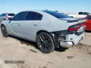 ✅ 2022 Dodge Charger SXT • VIN: 2C3CDXBG7NH120339 • Lot: 43514743. Wystawiony na IAAI z przebiegiem 67 972 mil. Bezpłatny archiwum sprzedaży aukcyjnych z USA i szczegółowy raport historii pojazdu na DreamBid. Zdjęcie 3.