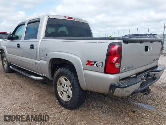 ✅ 2005 Chevrolet Silverado 1500 LS • VIN: 2GCEK13T651228298 • Лот: 42839111. Опубликован ранее на IAAI с пробегом 69 014 миль. Бесплатный доступ к архиву аукционных продаж из США и подробный отчёт об истории автомобиля на DreamBid. Изображение 3.