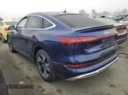 ✅ 2021 Audi e-tron Premium • VIN: WA11AAGE7MB009811 • Lot: 80041533. Wystawiony na Copart z przebiegiem 32 581 mil. Bezpłatny archiwum sprzedaży aukcyjnych z USA i szczegółowy raport historii pojazdu na DreamBid. Zdjęcie 2.