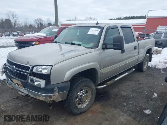 ✅ 2006 Chevrolet Silverado 2500HD LT3 • VIN: 1GCHK23D56F159755 • Лот: 41299166. Опубликован ранее на IAAI с пробегом 377 183 миль. Бесплатный доступ к архиву аукционных продаж из США и подробный отчёт об истории автомобиля на DreamBid. Изображение 17.