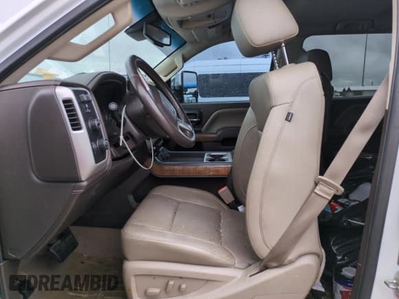 ✅ 2016 GMC Sierra 3500 • VIN: 1GT42XE86GF145277 • Lot: 74695934. Wystawiony na Copart z przebiegiem Nie podano. Bezpłatny archiwum sprzedaży aukcyjnych z USA i szczegółowy raport historii pojazdu na DreamBid. Zdjęcie 7.