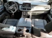 ✅ 2022 GMC Yukon XL SLT • VIN: 1GKS2GKD4NR278466 • Лот: 55659345. Опубликован ранее на Copart с пробегом 24 645 миль. Бесплатный доступ к архиву аукционных продаж из США и подробный отчёт об истории автомобиля на DreamBid. Изображение 8.