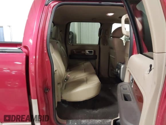 ✅ 2010 Ford F-150 XL • VIN: 1FTFW1EV8AFB38239 • Lot: 43642697. Listed on IAAI with 221,256 mi. Free auction sales archive from the USA and detailed vehicle history report at DreamBid. Image 8.