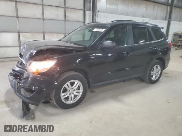 ✅ 2011 Hyundai Santa Fe GLS • VIN: 5XYZGDAGXBG039679 • Lot: 77025774. Listed on Copart with 159,226 mi. Free auction sales archive from the USA and detailed vehicle history report at DreamBid. Image 1.