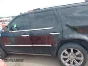 ✅ 2012 Cadillac Escalade Platinum Edition • VIN: 1GYS4DEF8CR115067 • Lot: 39532789. Listed on IAAI with 138,655 mi. Free auction sales archive from the USA and detailed vehicle history report at DreamBid. Image 14.