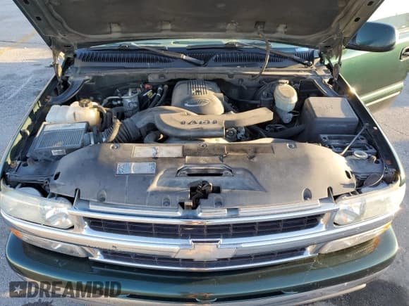 ✅ 2003 Chevrolet Suburban LT • VIN: 3GNEC16Z03G323948 • Лот: 85070534. Опубликован ранее на Copart с пробегом 248 406 миль. Бесплатный доступ к архиву аукционных продаж из США и подробный отчёт об истории автомобиля на DreamBid. Изображение 14.