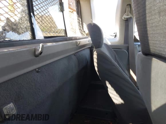 ✅ 2001 Nissan Frontier XE • VIN: 1N6DD26S51C389192 • Lot: 43633106. Wystawiony na IAAI z przebiegiem 245 128 mil. Bezpłatny archiwum sprzedaży aukcyjnych z USA i szczegółowy raport historii pojazdu na DreamBid. Zdjęcie 8.