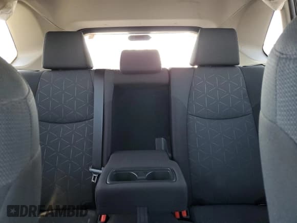 ✅ 2023 Toyota RAV4 Hybrid XLE Premium • VIN: 2T3BWRFV8PW168781 • Лот: 71840655. Опубликован ранее на Copart с пробегом 39 591 миль. Бесплатный доступ к архиву аукционных продаж из США и подробный отчёт об истории автомобиля на DreamBid. Изображение 10.