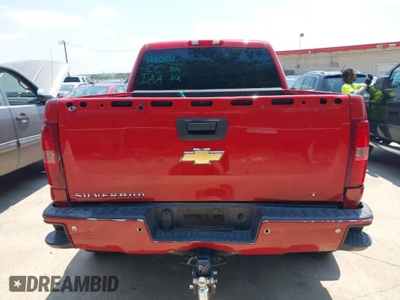 2010 Chevrolet Silverado 1500 LT z VIN 3GCRCSEA7AG186001, wystawiony jako IAAI lot #42924568 z przebiegiem 195 513 mil mil oraz . Historia ofert i sprzedaży dostępna na DreamBid. Obrazek 16.