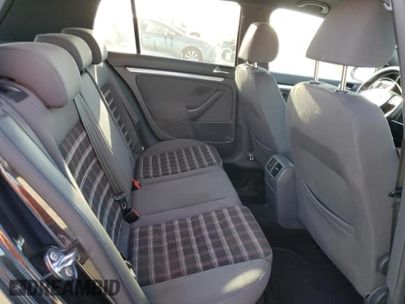 ✅ 2008 Volkswagen Golf GTI • VIN: WVWGV71K18W116177 • Lot: 68039265. Listed on Copart with 229,339 mi. Free auction sales archive from the USA and detailed vehicle history report at DreamBid. Image 10.