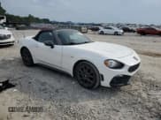 ✅ 2017 FIAT 124 Spider Lusso • VIN: JC1NFAEK4H0125824 • Lot: 69392535. Wystawiony na Copart z przebiegiem 65 432 mil. Bezpłatny archiwum sprzedaży aukcyjnych z USA i szczegółowy raport historii pojazdu na DreamBid. Zdjęcie 4.