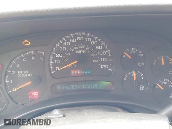 ✅ 2005 Chevrolet Silverado 1500 Work Truck • VIN: 1GCEC14X15Z182336 • Lot: 43214293. Listed on IAAI with 173,125 mi. Free auction sales archive from the USA and detailed vehicle history report at DreamBid. Image 7.