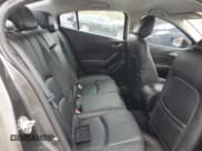 ✅ 2018 Mazda 3 Touring • VIN: 3MZBN1V31JM193693 • Lot: 89460335. Wystawiony na Copart z przebiegiem 159 023 mil. Bezpłatny archiwum sprzedaży aukcyjnych z USA i szczegółowy raport historii pojazdu na DreamBid. Zdjęcie 10.