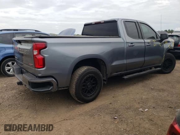 ✅ 2019 Chevrolet Silverado 1500 RST • VIN: 1GCRYEEDXKZ221905 • Lot: 56940945. Listed on Copart with 61,613 mi. Free auction sales archive from the USA and detailed vehicle history report at DreamBid. Image 3.