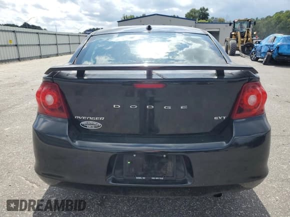 ✅ 2013 Dodge Avenger SXT • VIN: 1C3CDZCB4DN698872 • Лот: 71847094. Опубликован ранее на Copart с пробегом 128 002 миль. Бесплатный доступ к архиву аукционных продаж из США и подробный отчёт об истории автомобиля на DreamBid. Изображение 6.