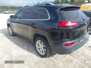 ✅ 2018 Jeep Cherokee Latitude • VIN: 1C4PJLCB4JD595102 • Lot: 43359901. Wystawiony na IAAI z przebiegiem Nie podano. Bezpłatny archiwum sprzedaży aukcyjnych z USA i szczegółowy raport historii pojazdu na DreamBid. Zdjęcie 3.