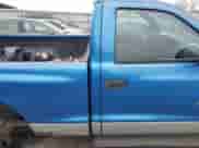 2000 Dodge Dakota Sport z VIN 1B7GG26N0YS530588, wystawiony jako Copart lot #44699515 z przebiegiem Nie podano mil oraz Szkoda całkowita • Salvage title. Historia ofert i sprzedaży dostępna na DreamBid. Obrazek 10.