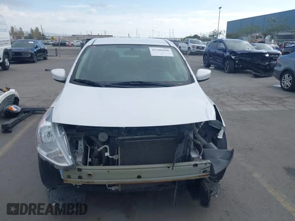 ✅ 2017 Nissan Versa S • VIN: 3N1CN7AP4HL899613 • Лот: 43508440. Опубликован ранее на IAAI с пробегом 106 884 миль. Бесплатный доступ к архиву аукционных продаж из США и подробный отчёт об истории автомобиля на DreamBid. Изображение 13.