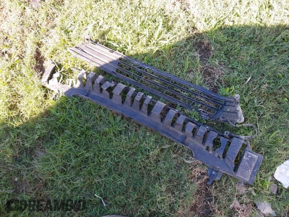 ✅ 2019 Jeep Compass Latitude • VIN: 3C4NJCBB3KT743213 • Lot: 43414858. Wystawiony na IAAI z przebiegiem 64 761 mil. Bezpłatny archiwum sprzedaży aukcyjnych z USA i szczegółowy raport historii pojazdu na DreamBid. Zdjęcie 12.