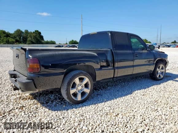 2001 Chevrolet Silverado 1500 LT z VIN 2GCEC19T511134332, wystawiony jako Copart lot #66184995 z przebiegiem 319 523 mil mil oraz Szkoda całkowita • Salvage title. Historia ofert i sprzedaży dostępna na DreamBid. Obrazek 3.