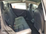 ✅ 2023 Tesla Model 3 • VIN: 5YJ3E1EA8PF431008 • Lot: 58307755. Wystawiony na Copart z przebiegiem 19 585 mil. Bezpłatny archiwum sprzedaży aukcyjnych z USA i szczegółowy raport historii pojazdu na DreamBid. Zdjęcie 10.