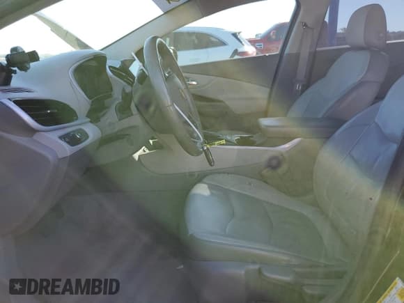 ✅ 2016 Chevrolet Volt LT • VIN: 1G1RC6S52GU119951 • Lot: 83053464. Wystawiony na Copart z przebiegiem 165 440 mil. Bezpłatny archiwum sprzedaży aukcyjnych z USA i szczegółowy raport historii pojazdu na DreamBid. Zdjęcie 7.