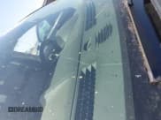 ✅ 2011 Volkswagen Routan SE • VIN: 2V4RW3DGXBR805002 • Lot: 42281499. Listed on IAAI with 139,913 mi. Free auction sales archive from the USA and detailed vehicle history report at DreamBid. Image 6.