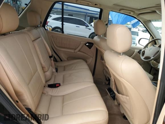 ✅ 2002 Mercedes-Benz M 320/430/500 • VIN: 4JGAB54E92A298297 • Lot: 70987015. Wystawiony na Copart z przebiegiem 101 706 mil. Bezpłatny archiwum sprzedaży aukcyjnych z USA i szczegółowy raport historii pojazdu na DreamBid. Zdjęcie 11.