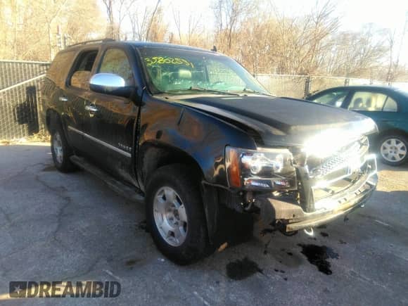 2011 Chevrolet Tahoe LTZ с VIN 1GNSKCE0XBR206834, выставлен на аукционе IAAI как лот 35802551 с пробегом 192 436 миль миль и . История ставок и продаж доступна на DreamBid. Изображение 1.